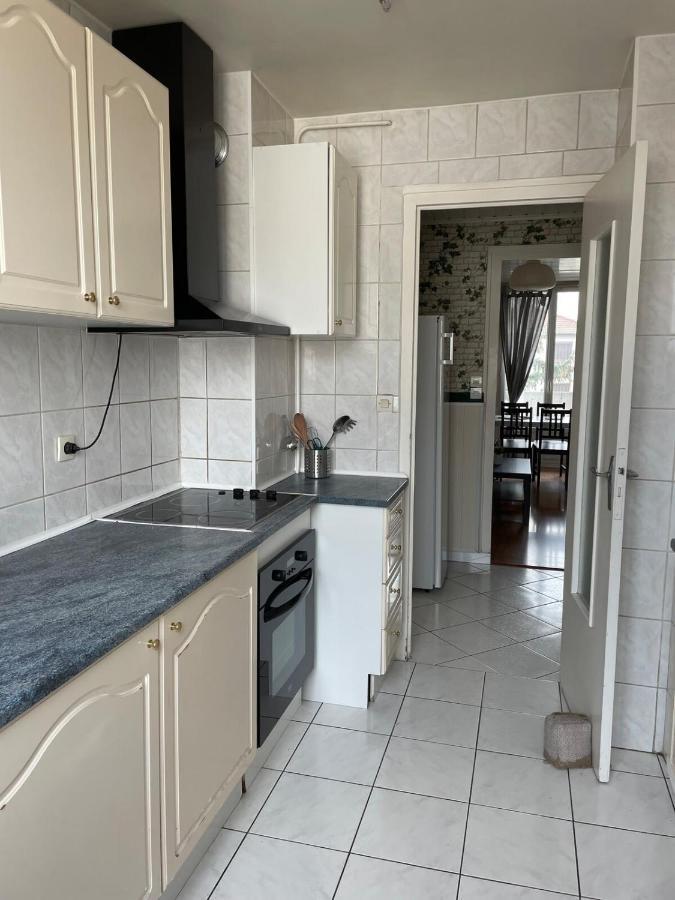 Le Parilly- Appartement 3 Chambres-Parc Parilly Bron Eksteriør billede